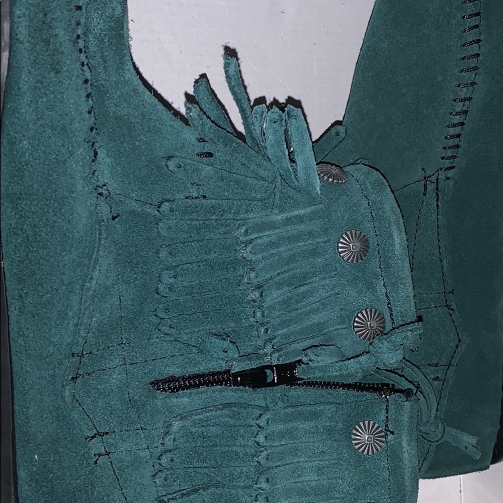 Double Fringe Side Zip Minnetonka